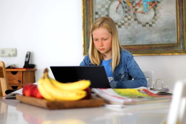 homeschool girl