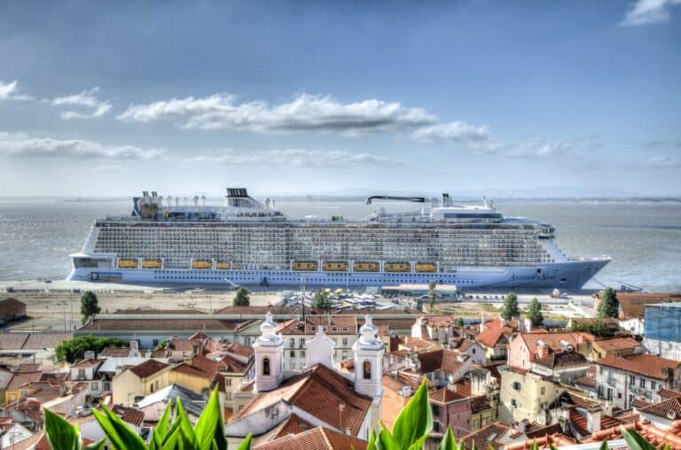 boat cruise ship sea