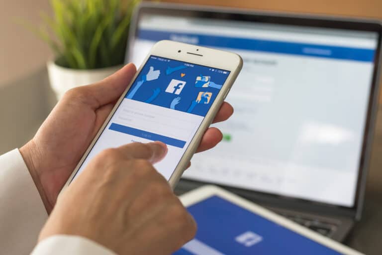 person facebook browsing