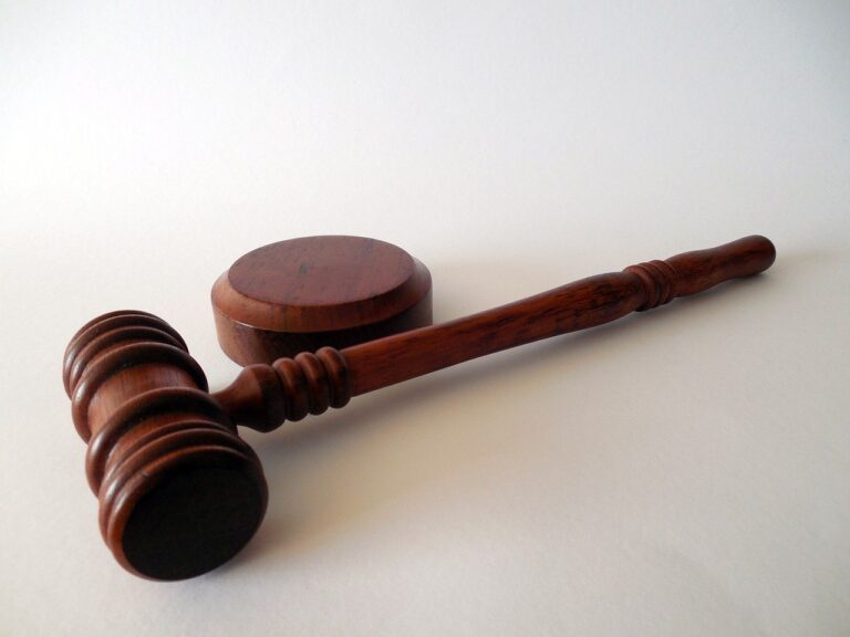 gavel