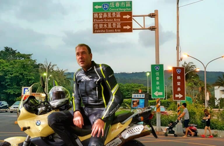 motorcycling in taiwan