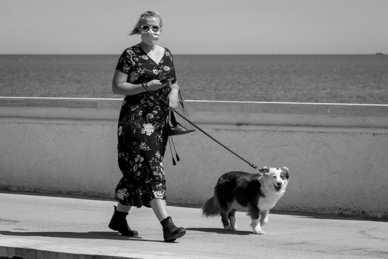 woman wearing covid mask
