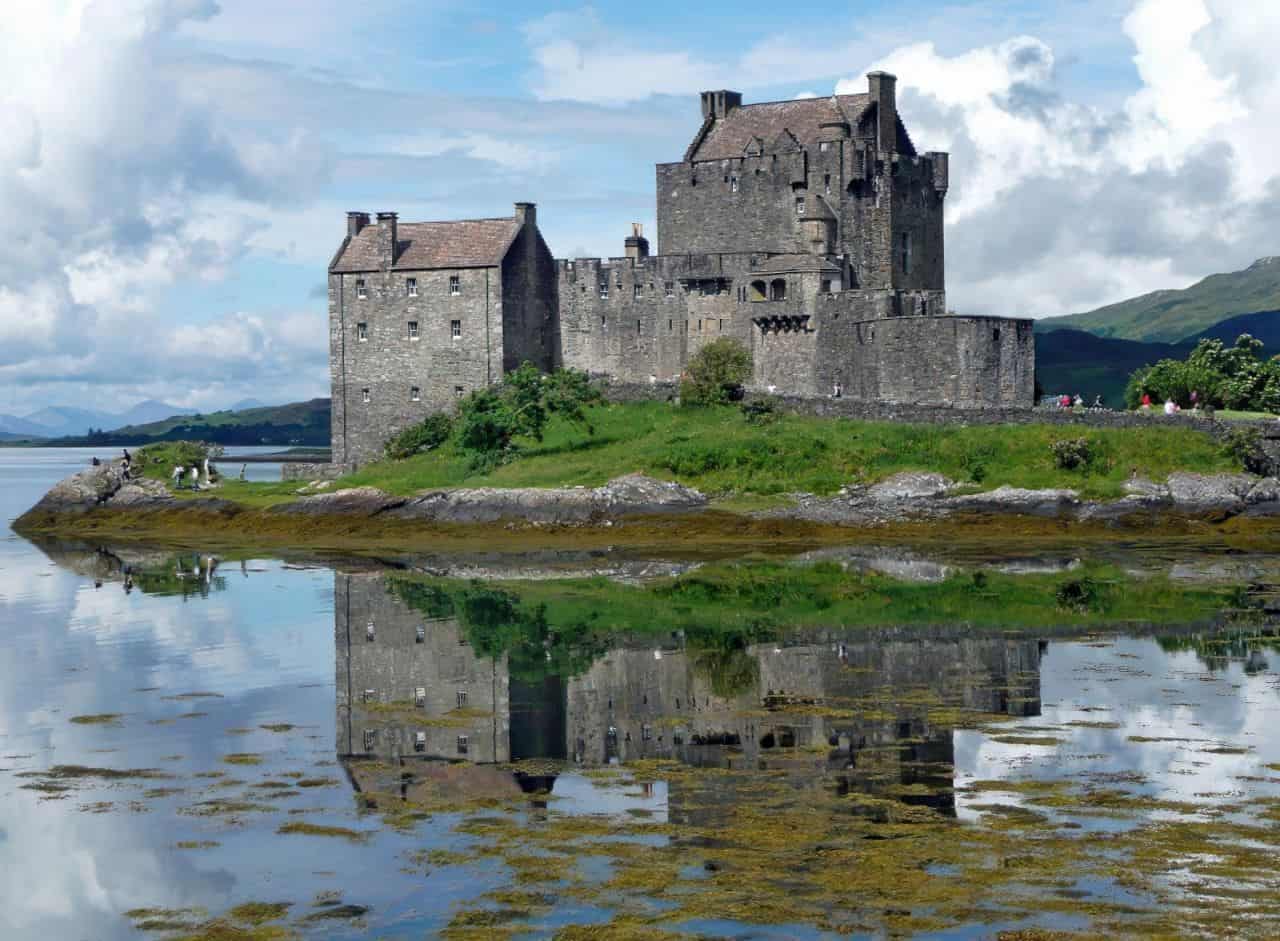 eilean donan castle castle eilean donan scotland enlarged