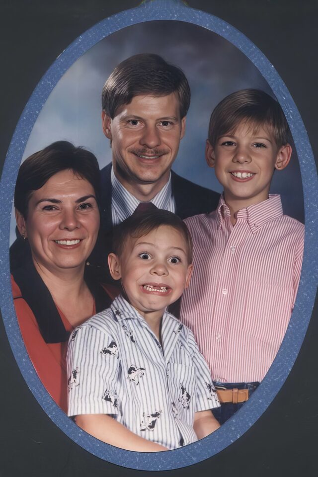 Funny Family Photos 95
