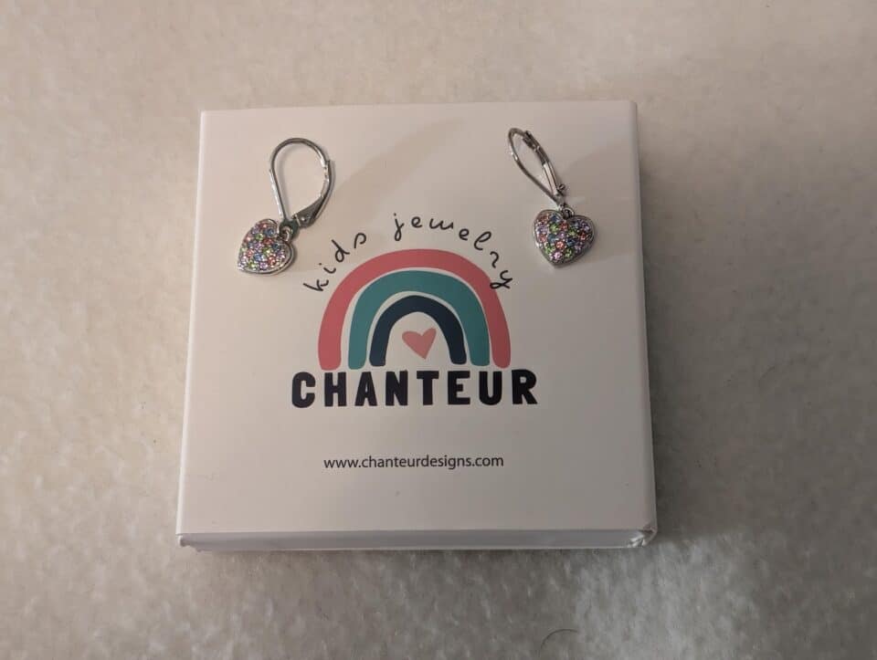 Benefits of Non-Toxic Jewelry for Kids: 7 Safe & Healthy Reasons 3 Chanteur Designs earrings 2